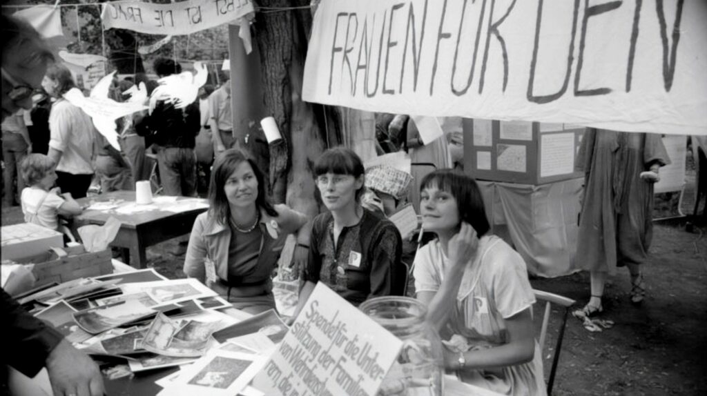 Frauenbewegung in der DDR mit der Bürgerrechtlerin Katja Havemann. | Bildquelle: WDR / Labo M GmbH